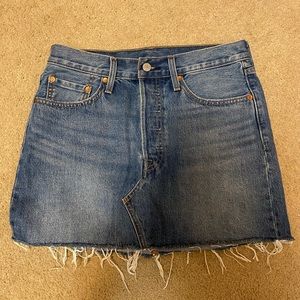 ‼️LEVI JEAN SKIRT‼️